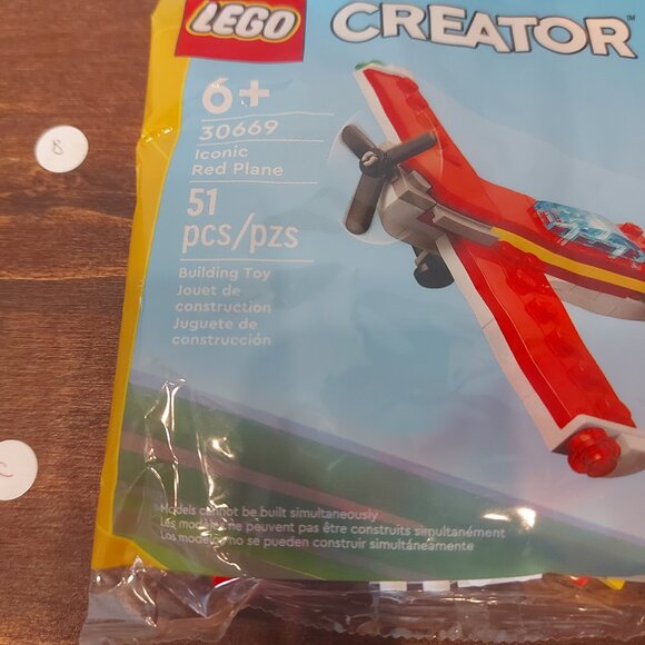 Lego Mini Builds - 30669 & 30664 - Picture 3 of 5